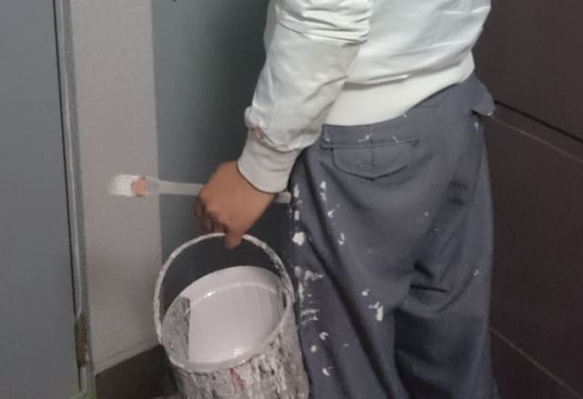 横浜で外壁塗装を検討中の方へ！外壁塗装の塗料の選び方とは？